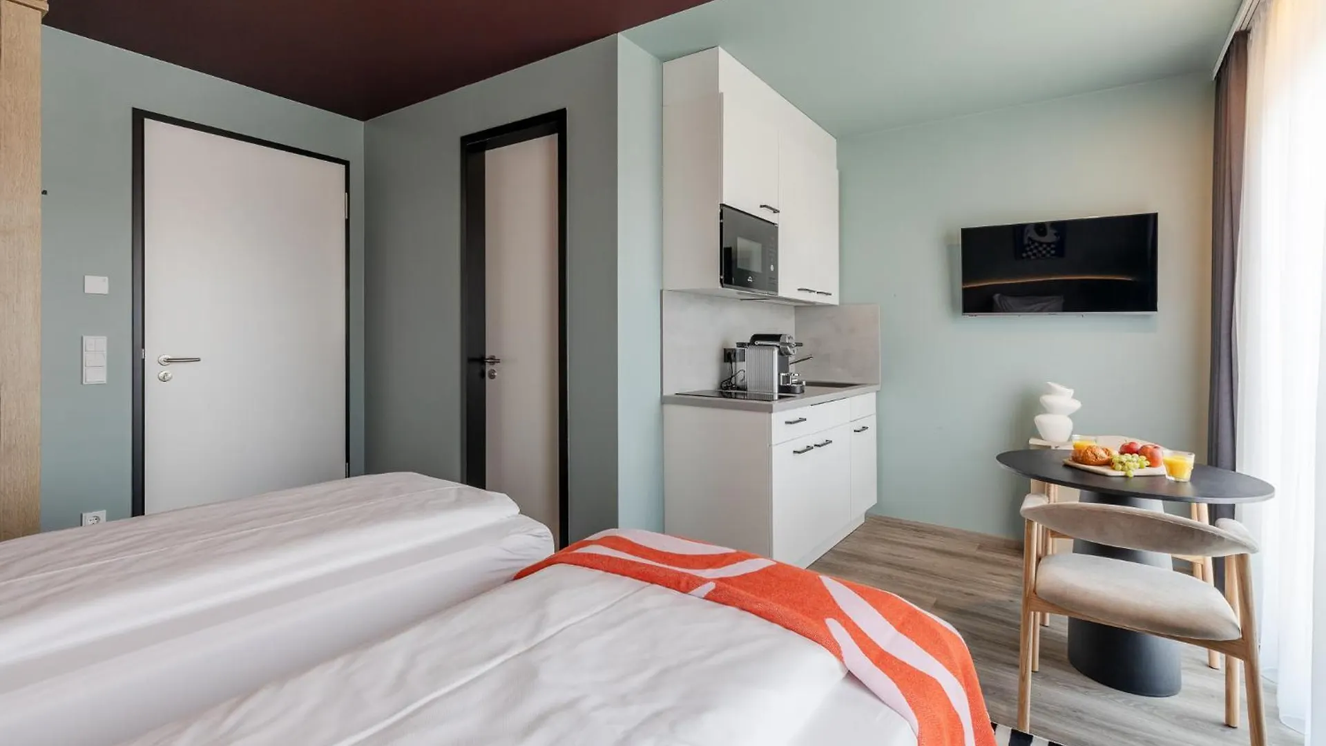 Kalm Stay - Munich East Aparthotel